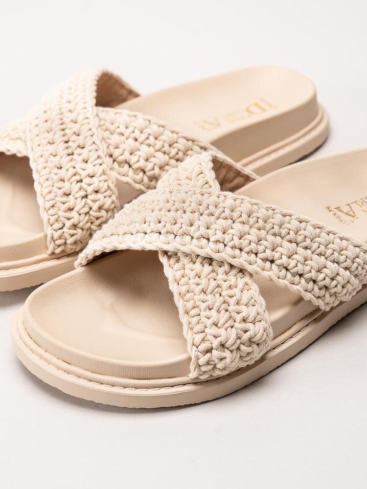 Donna Girl - Beige sandaler med korslagda remmar