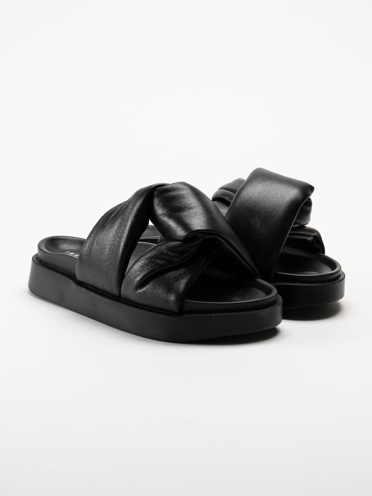 Inuikii - Soft Crossed - Svarta slip in sandaler i skinn