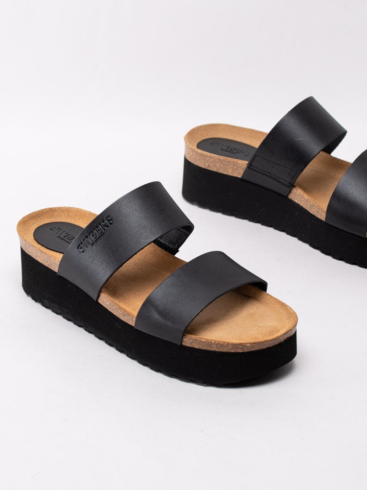 Sweeks - Hedda - Svarta slip in sandaler med platå