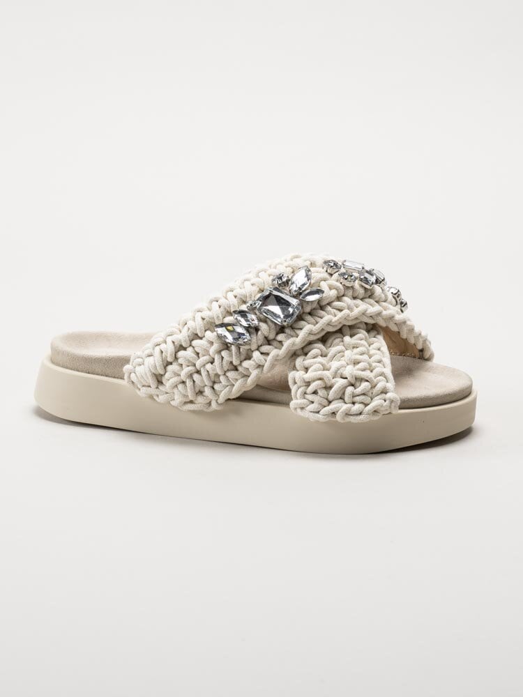 Inuikii - Woven Stones - Vita slip in sandaler i grovt virkad textil