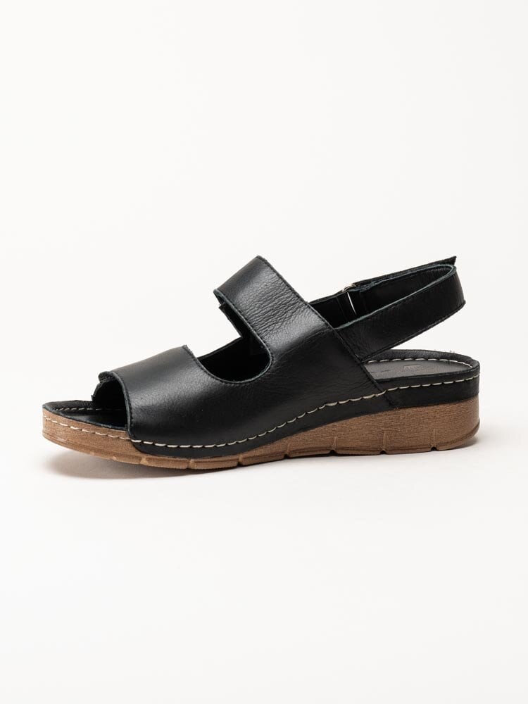 Charlotte of Sweden - Svarta sandaler i skinn