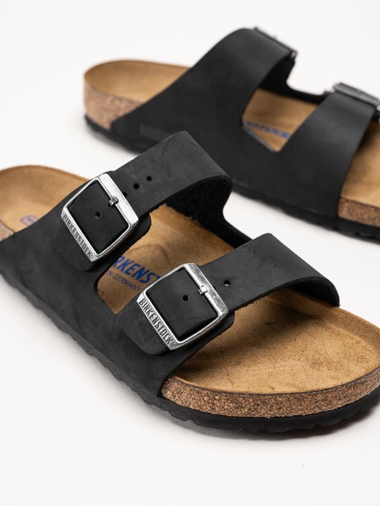 Birkenstock - Arizona SFB oiled - Svarta slip in sandaler i oljat skinn