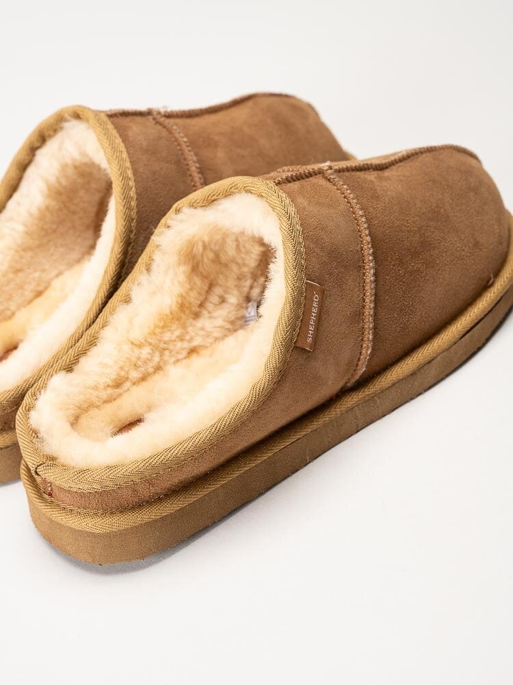 Shepherd - Bobo - Ljusbruna slip in tofflor i mocka