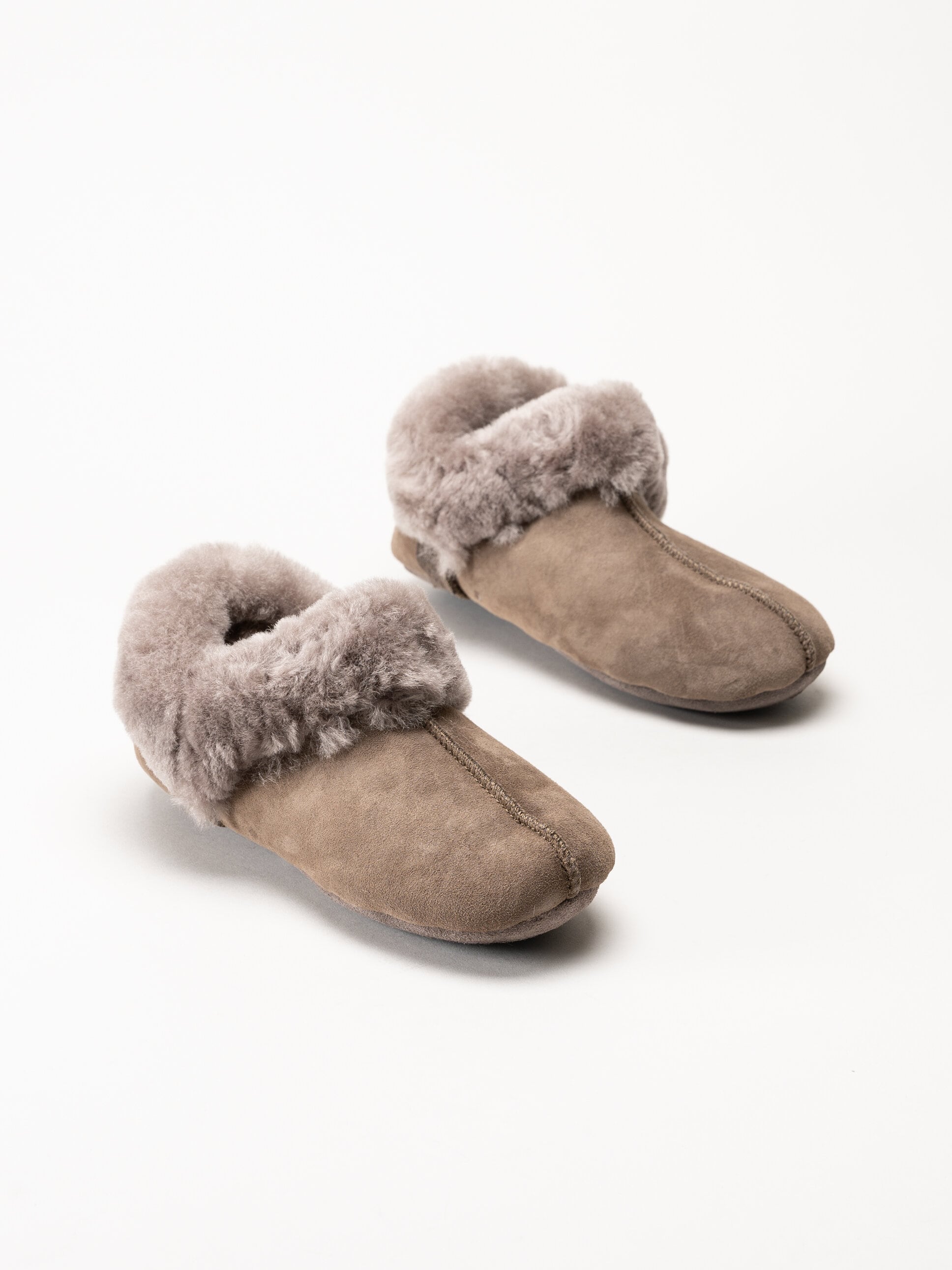 Axelda - Hemsedal - Bruna fodrade tofflor i mocka