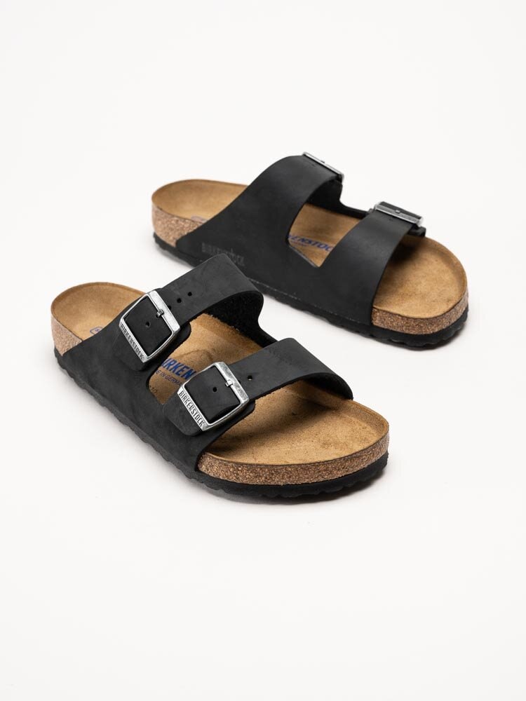 Birkenstock - Arizona SFB Regular - Svarta slip in sandaler i oljat skinn