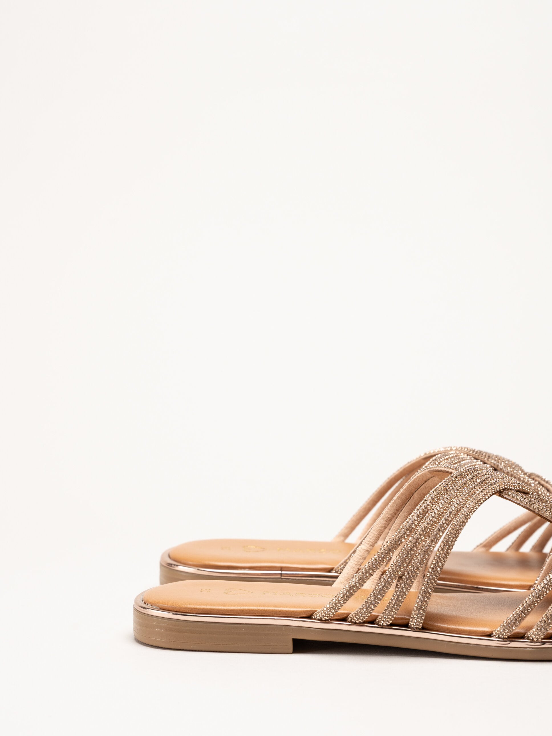 Marco Tozzi - Guldfärgade sandaler