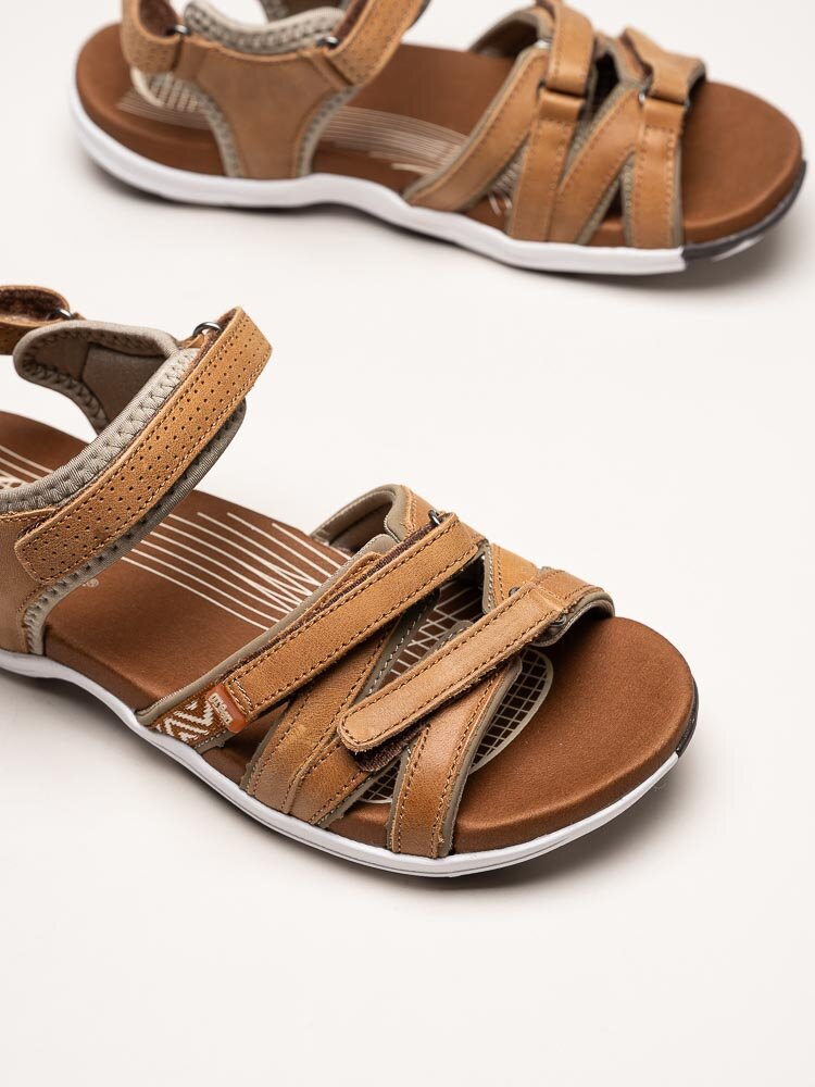 Green Comfort - Corsica - Ljusbrun sandal i mjukt skinn