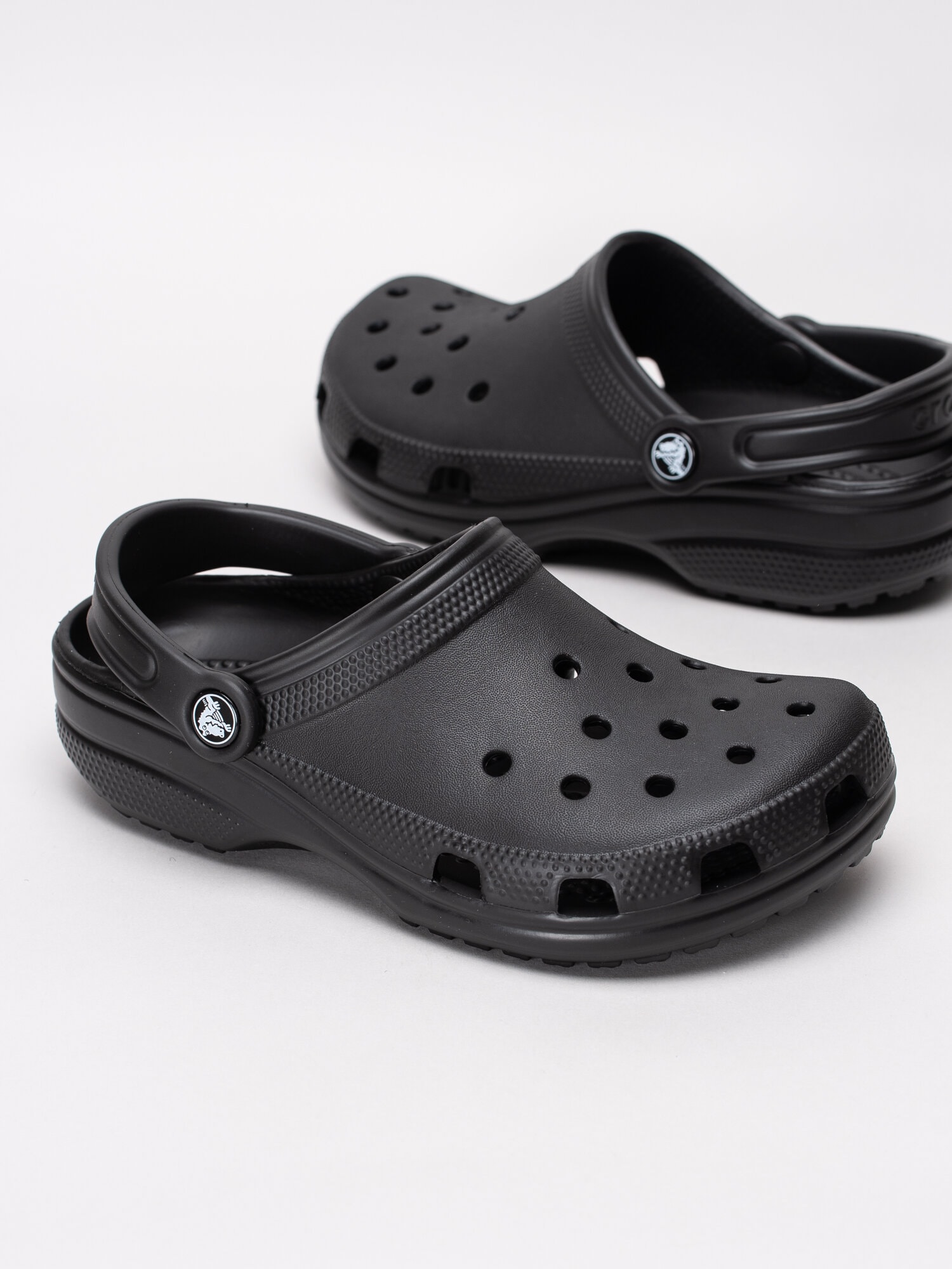 Crocs - Classic Clog - Svarta slip in tofflor