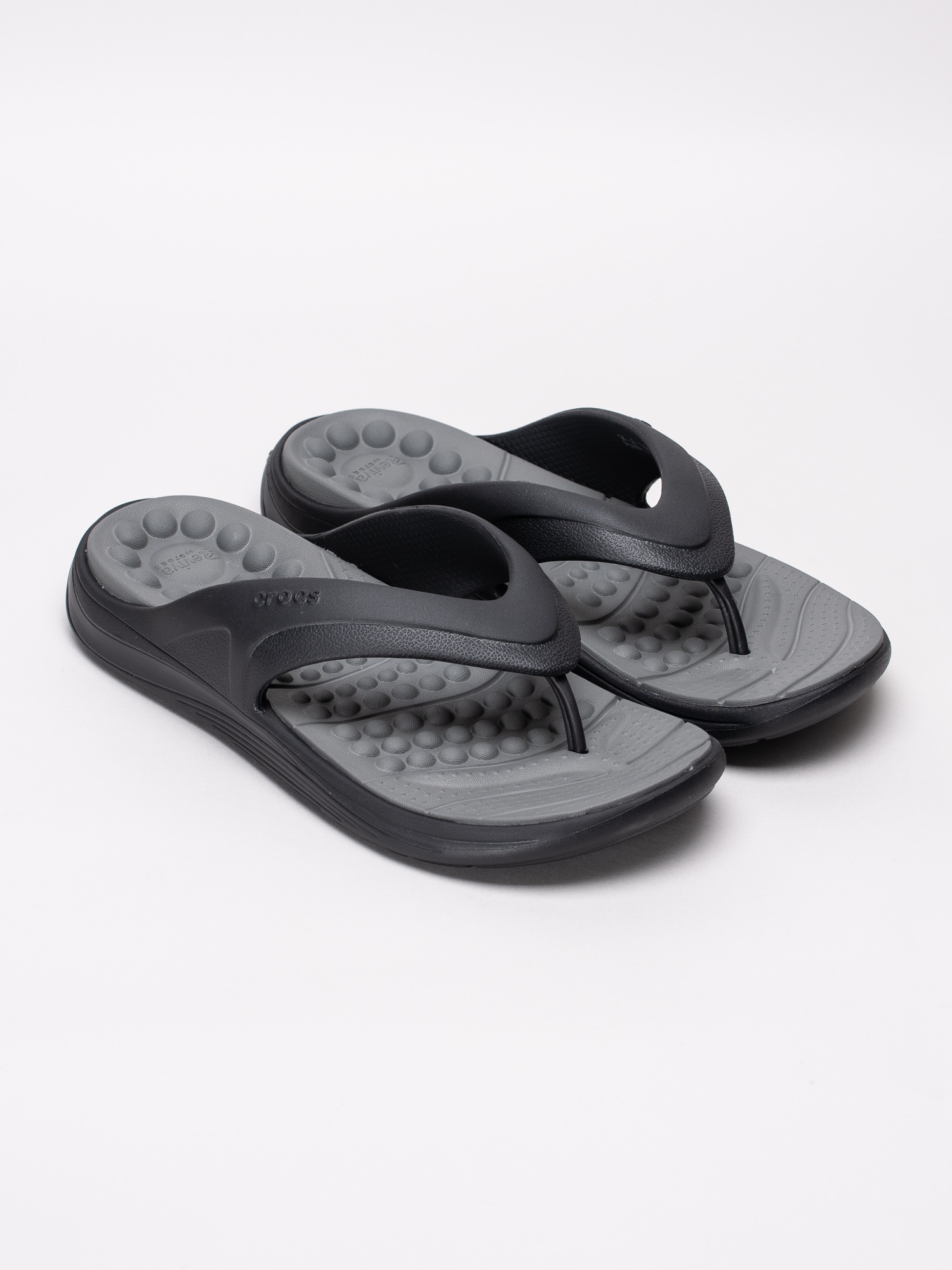 66191008 Crocs Reviva Flip 205545-0DD svarta flipflops sandaler-3