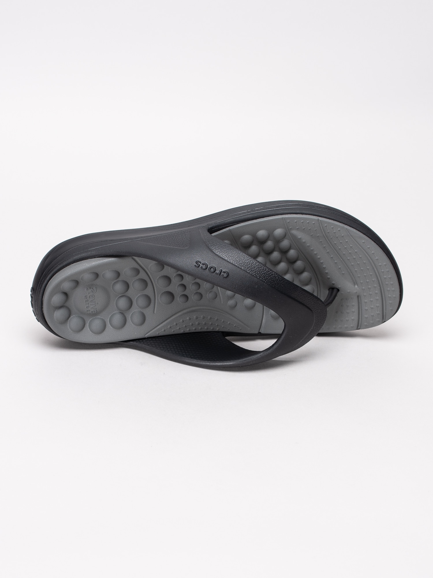 66191008 Crocs Reviva Flip 205545-0DD svarta flipflops sandaler-4