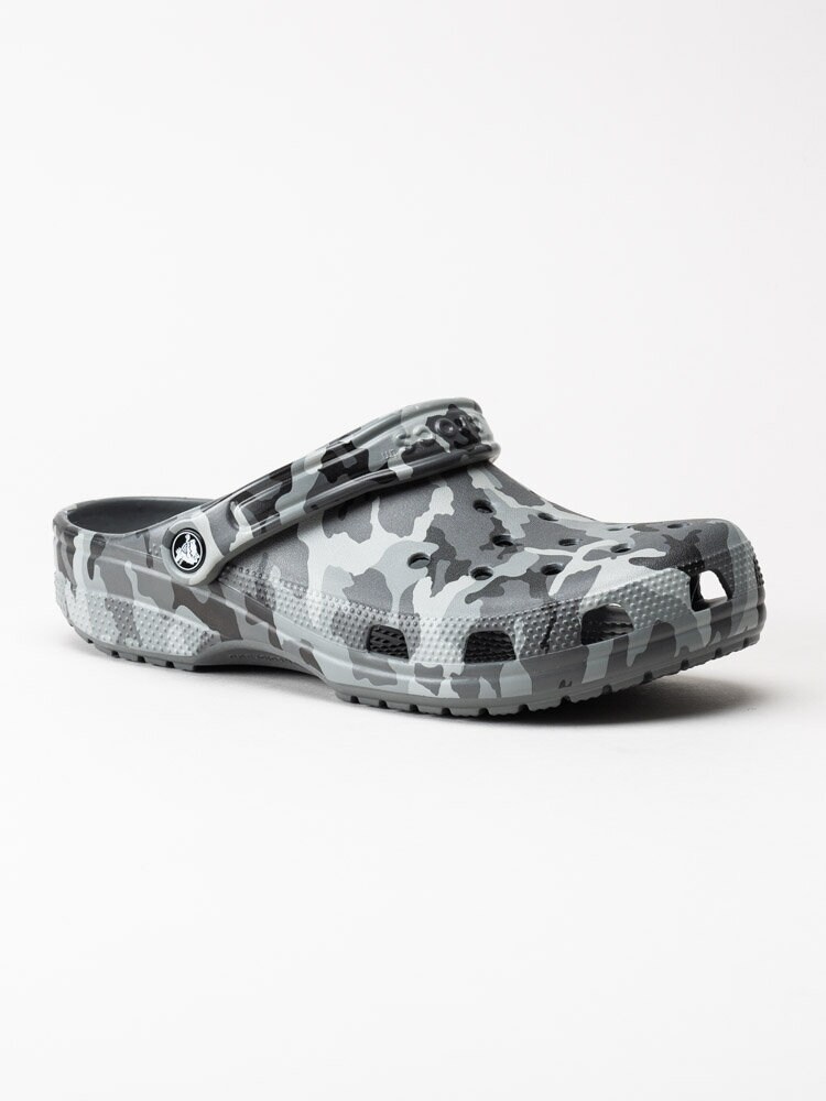 Crocs - Classic Printed Camo Clog - Grå kamouflagefärgade badtofflor