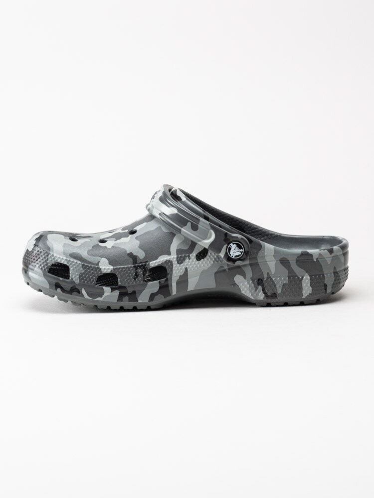 Crocs - Classic Printed Camo Clog - Grå kamouflagefärgade badtofflor