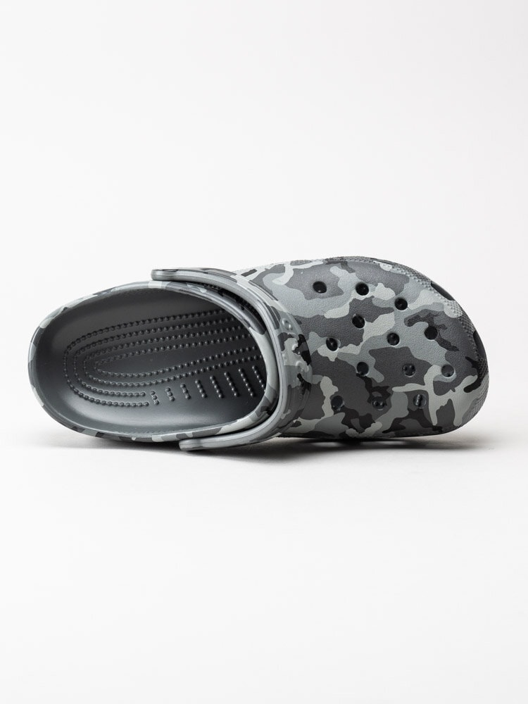 Crocs - Classic Printed Camo Clog - Grå kamouflagefärgade badtofflor