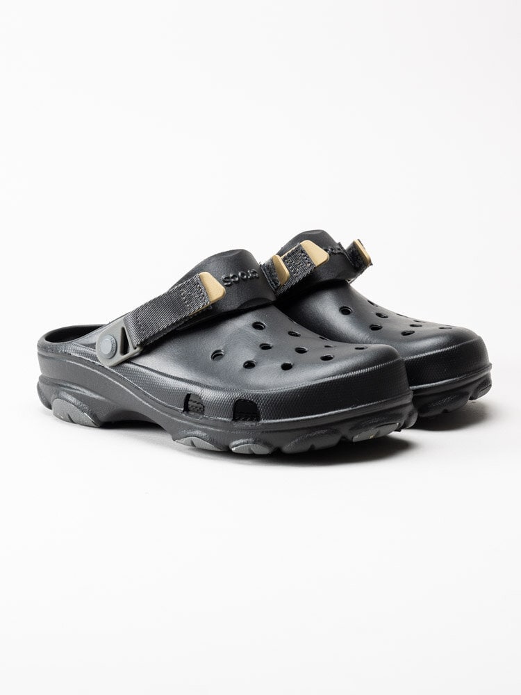 Crocs - Classic All Terrain Clog - Svarta crocs med löstagbar rem