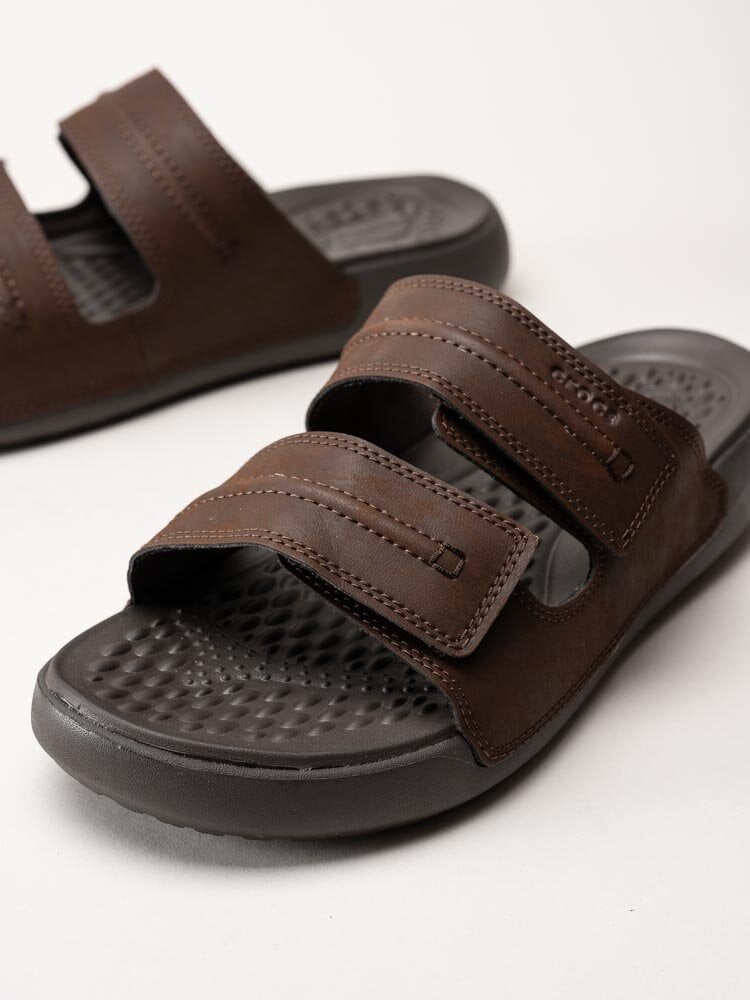 Crocs - Yukon Vista II - Mörkbruna slip in sandaler