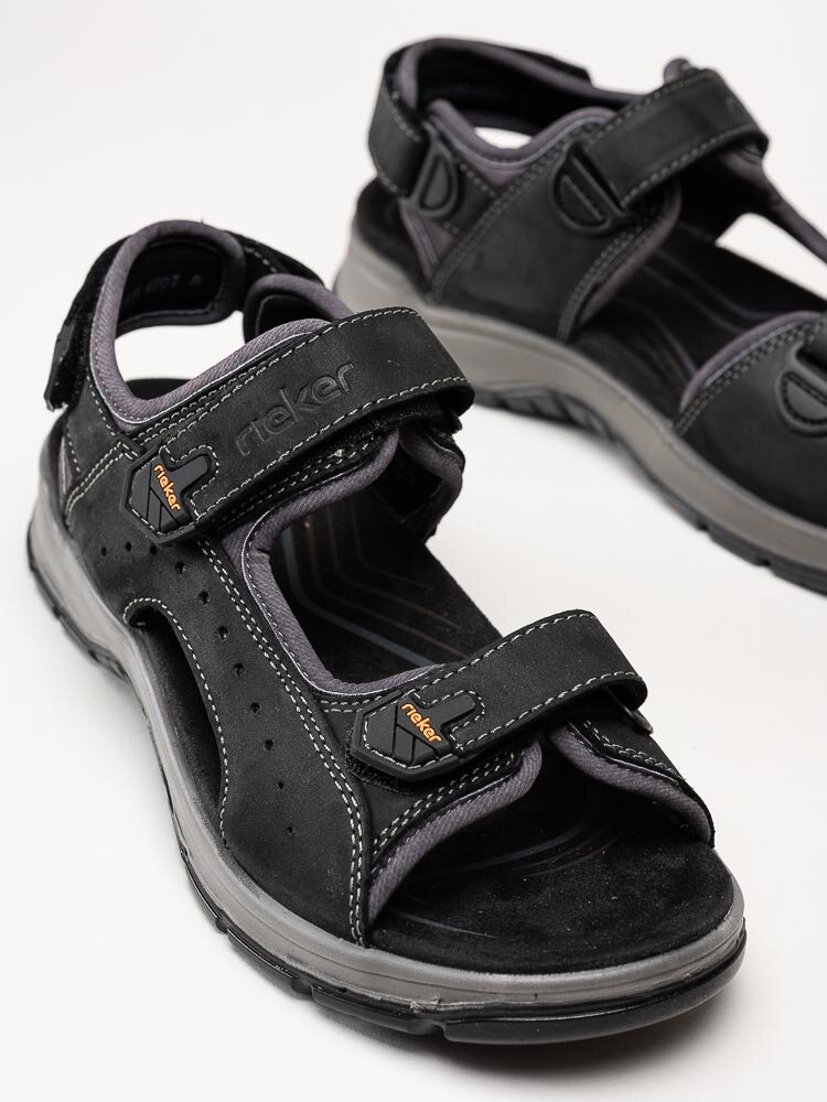 Rieker - Svarta sportiga sandaler i oljad nubuck