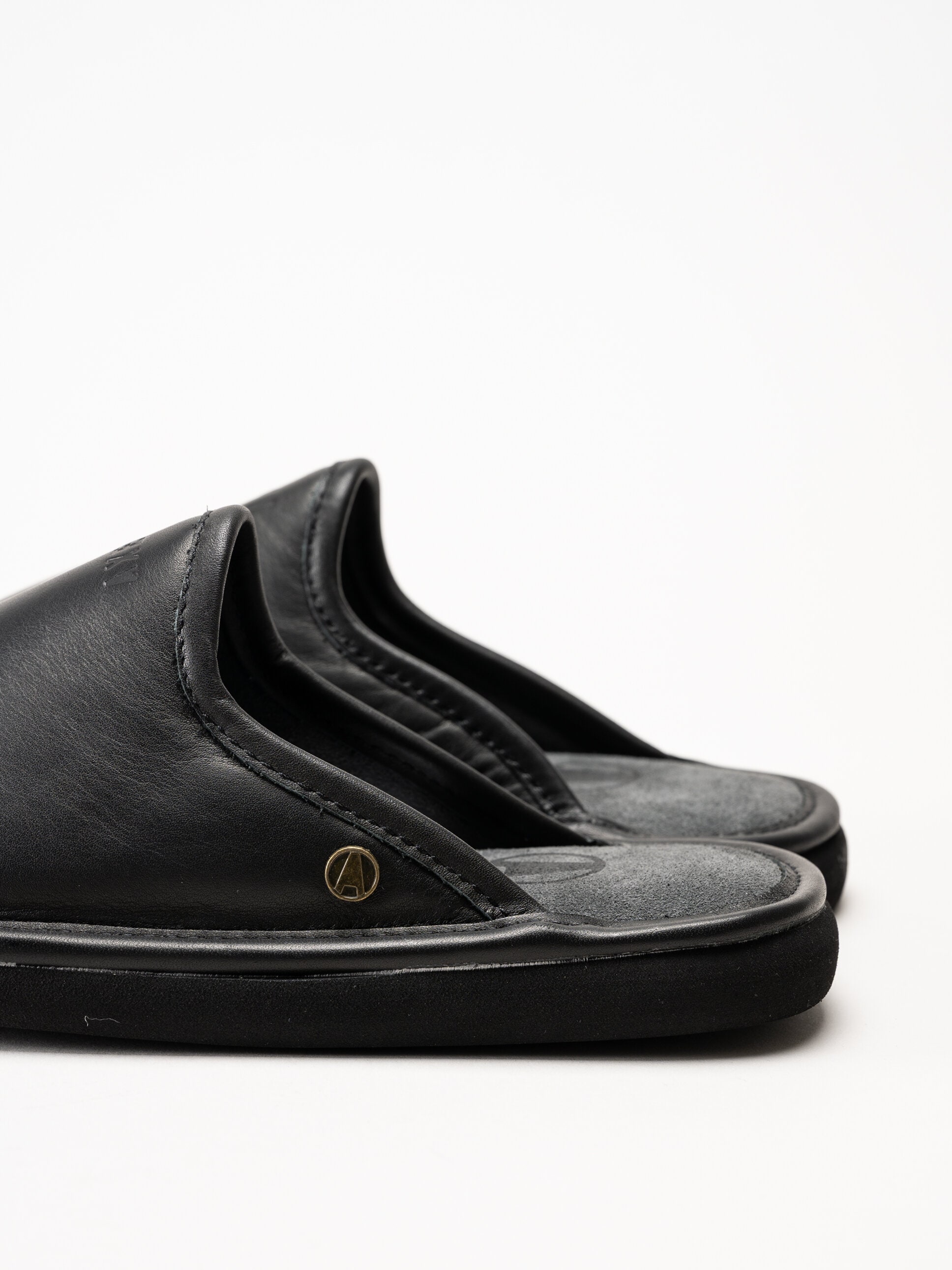 Axelda - Malaga - Svarta tofflor i skinn