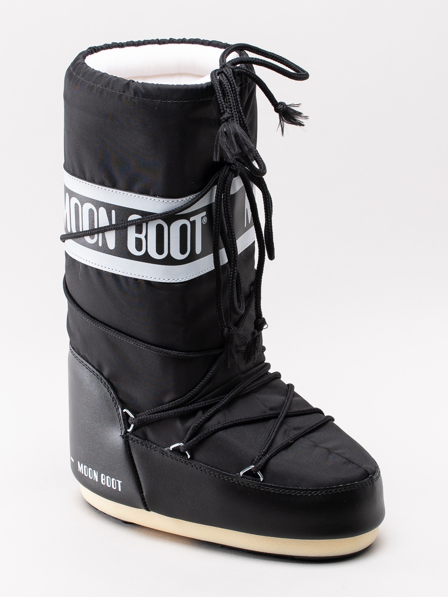 70193013 Moon Boot Nylon 965-14004400-1 svarta klassiska moon boots i nylon-1