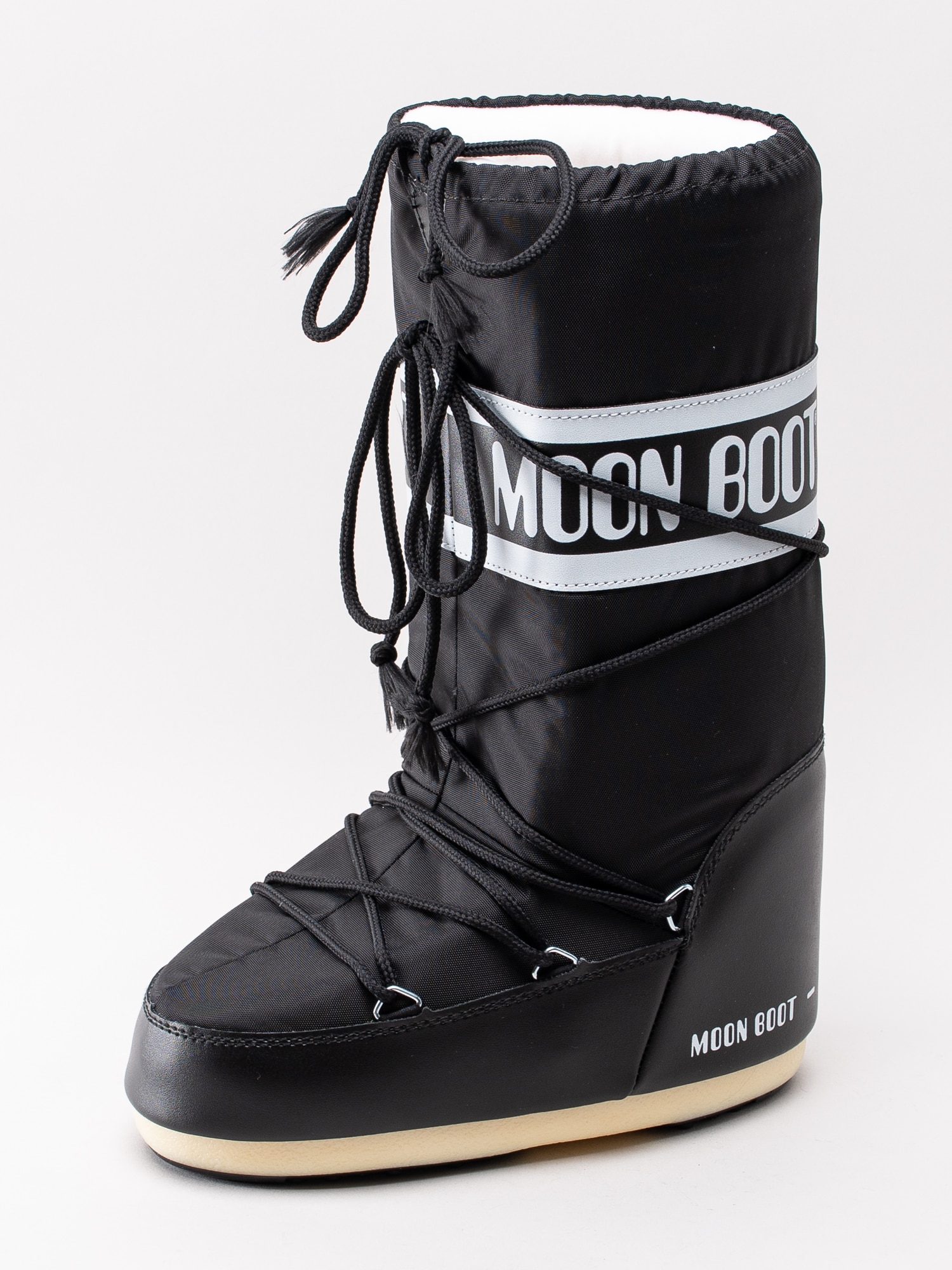 70193013 Moon Boot Nylon 965-14004400-1 svarta klassiska moon boots i nylon-2