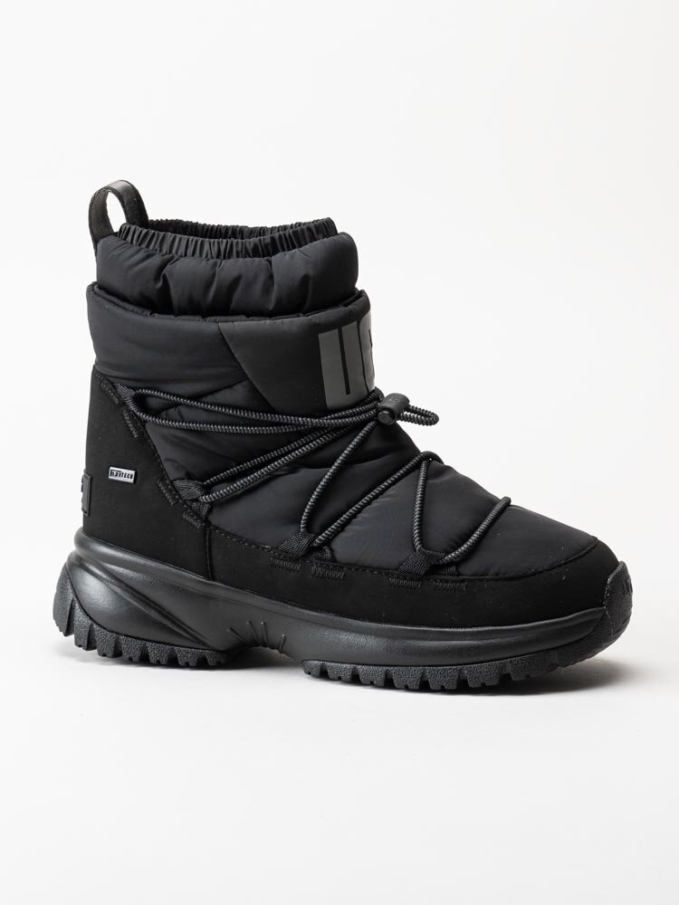 UGG - W Yose Puffer Mid - Svarta vinterboots