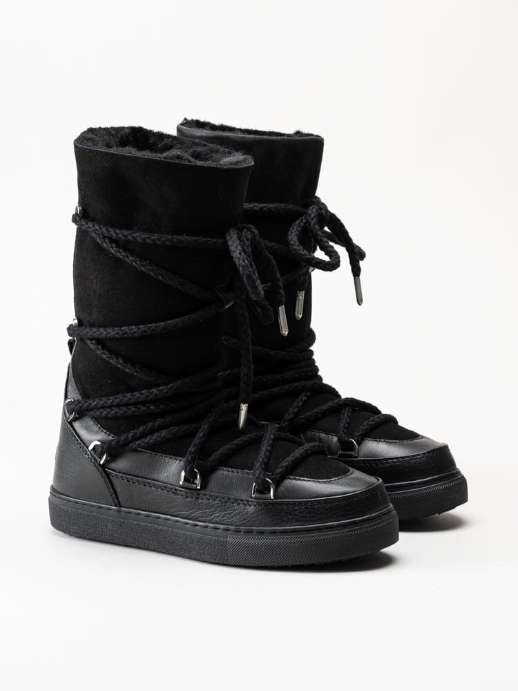 Inuikii - Classic High Laced - Svarta höga fårskinnsfodrade boots i mocka