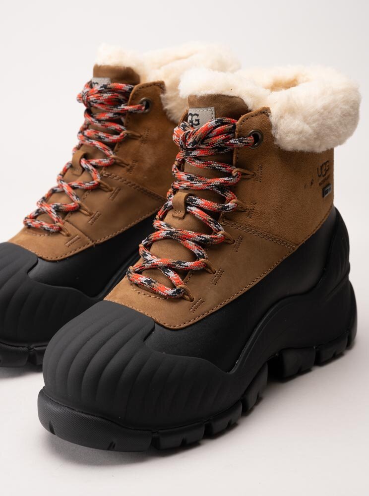 UGG - W Adiroam Hiker - Bruna fodrade kängor i skinn