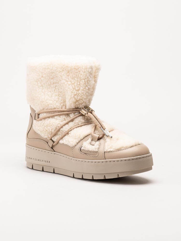 Tommy Hilfiger - Tommy Teddy Snowboot - Off white boots i teddy pile och skinn