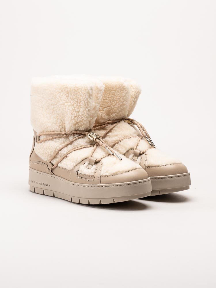 Tommy Hilfiger - Tommy Teddy Snowboot - Off white boots i teddy pile och skinn