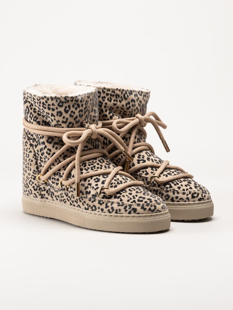 Inuikii - Classic Leo Wedge - Leopardmönstrade boots i mocka