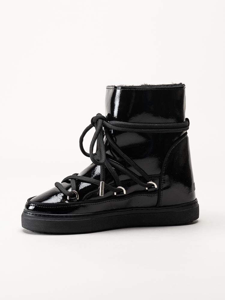 Inuikii - Full Leather Naplack Wedge - Svarta fårskinnsfodrade boots i lackskinn