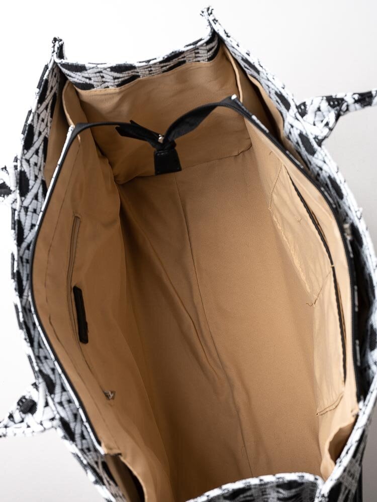 Ulrika Design - Jacquard - Vit väska i jacquard rotting