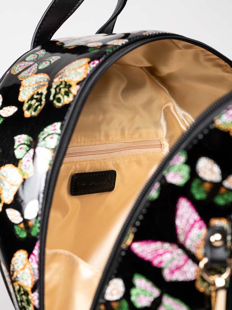 Ulrika Design - Butterfly - Svart ryggsäck med glittrigt fjärilsmönster
