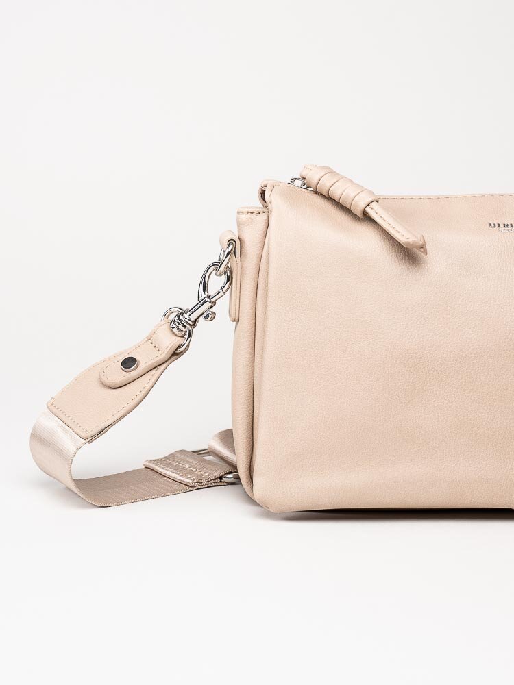 Ulrika Design - Hook - Beige axelremsväska i skinnimitation