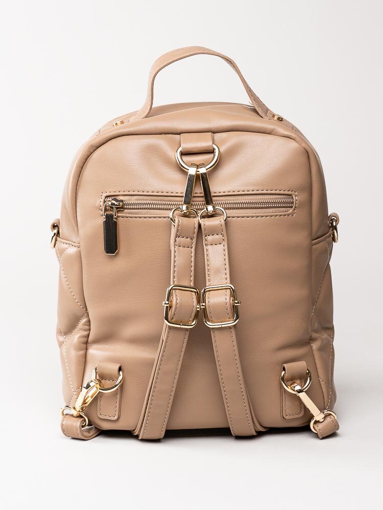 Ulrika Design - Quilt - Camelfärgad liten ryggsäck