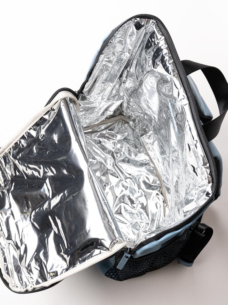 Ulrika Design - Cooler - Ljusblå ryggsäck med kylväska