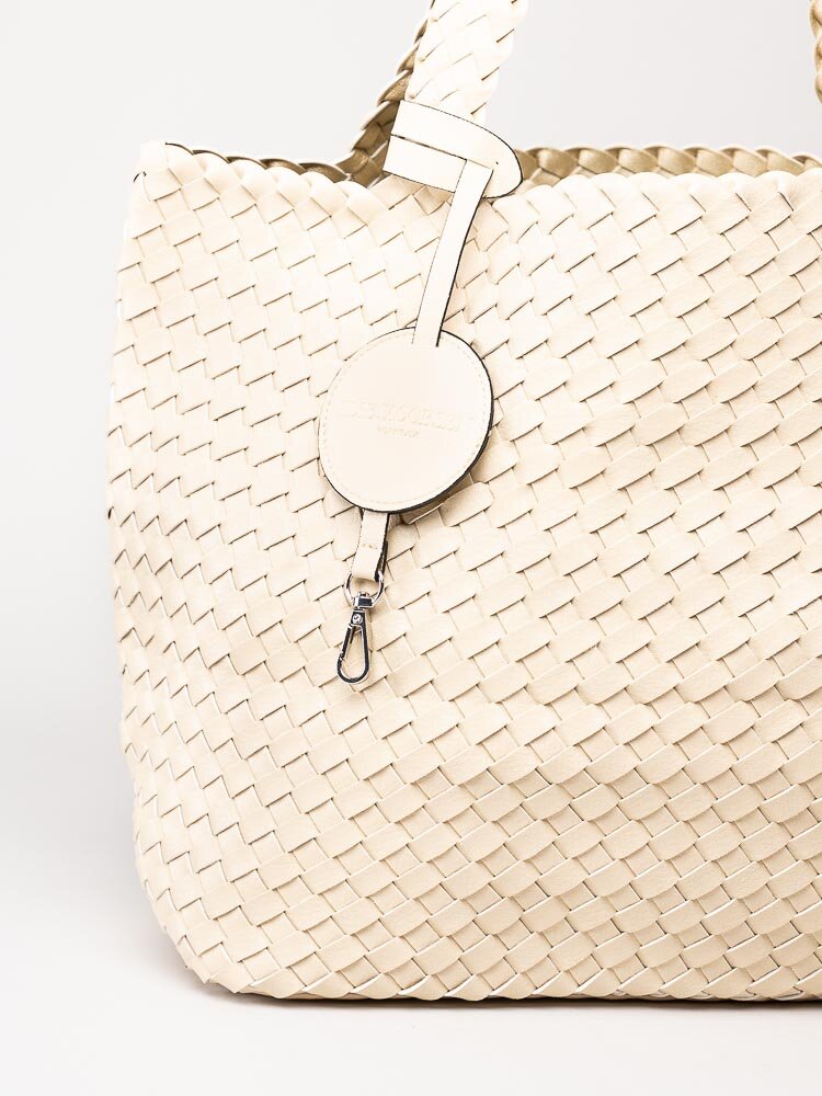 Ilse Jacobsen - Bag08 - Platinfärgad flätad vändbar shopper kasse