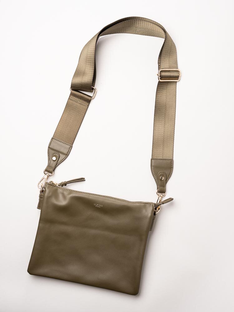 Ulrika Design - Raw - Grön crossbodyväska i skinnimitation