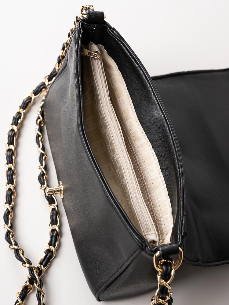 Ulrika Design - Quilt - Svart quiltad väska med lock