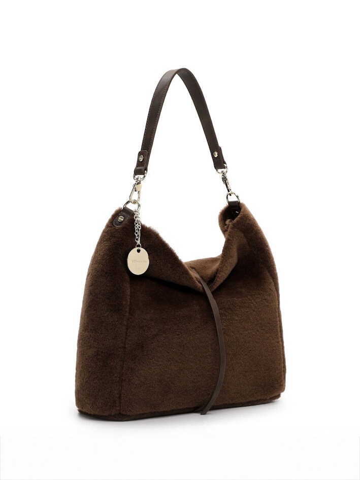 Tamaris Bags - Gaja Pouch M - Brun mjuk väska i fuskpäls