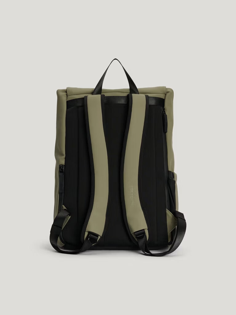 Tretorn - Tretorn Wings Daypack - Grön ryggsäck i mjukt men slitstarkt PU-material
