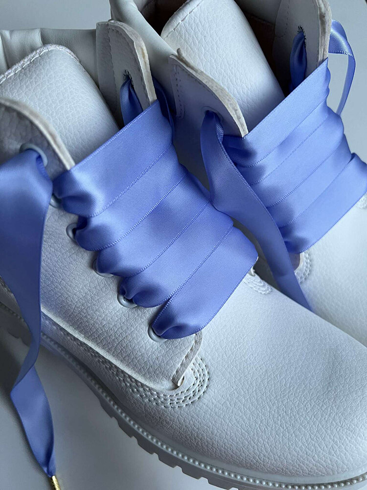 The Shoelace Brand - Ljusblå skoband i siden