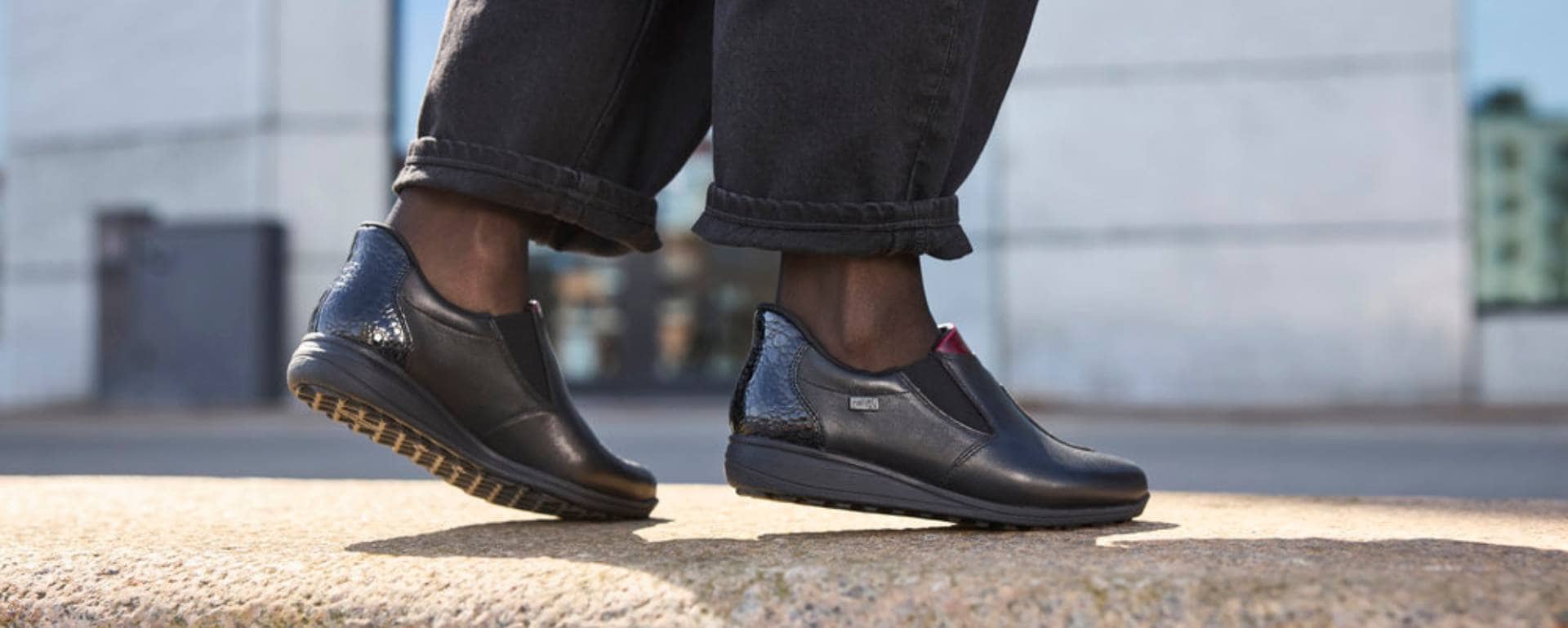 Skor som är lätta att ta på