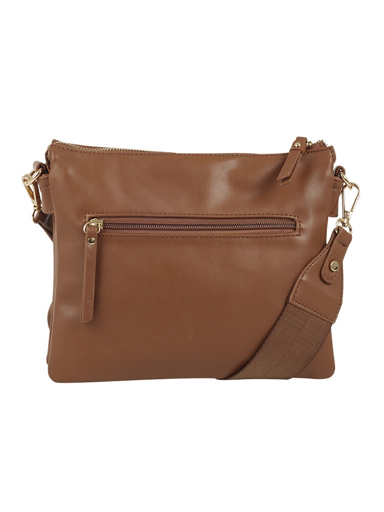Ulrika Design - Raw - Brun crossbodyväska i skinnimitation